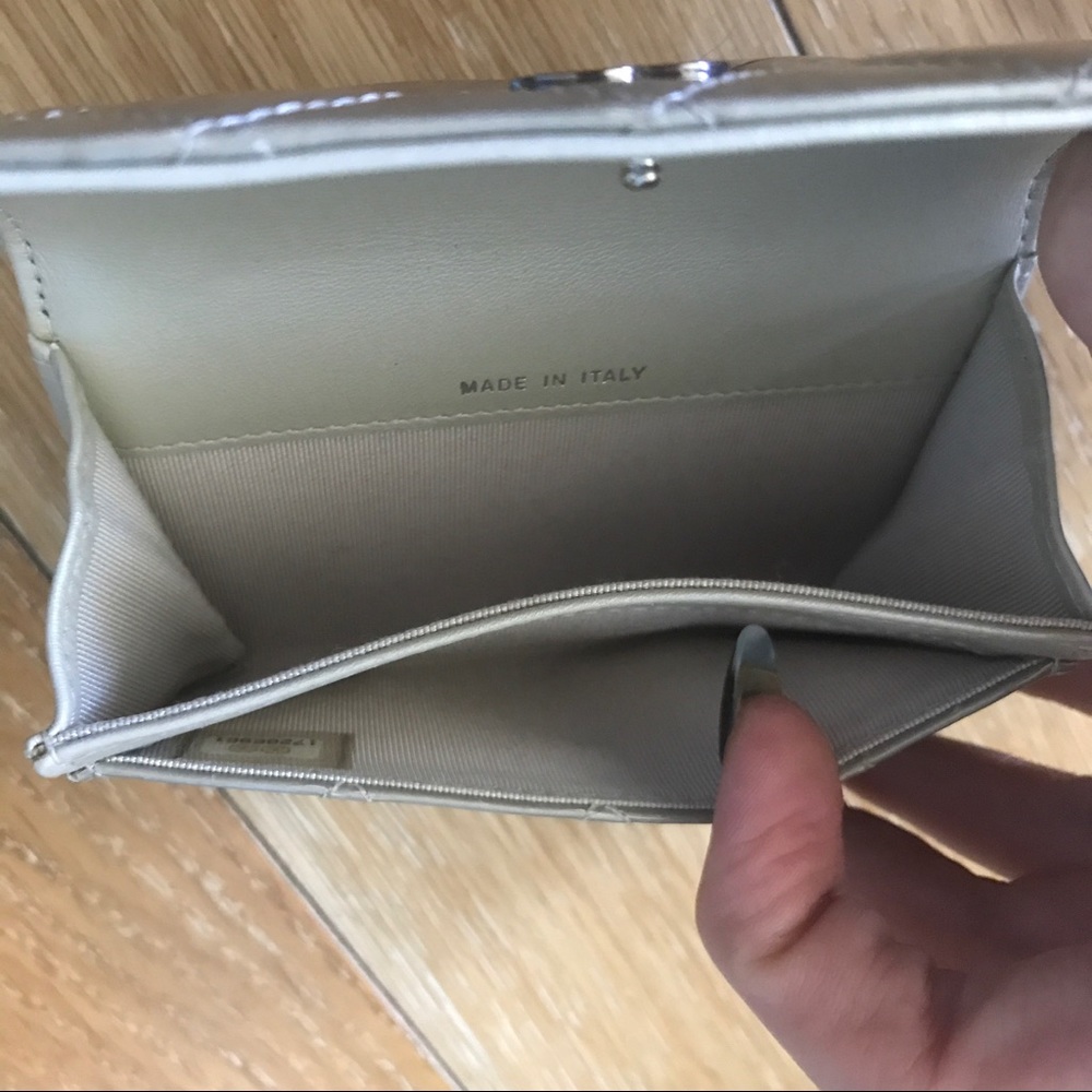 Authentic Chanel Change/Card Purse - Picture 4 of 8
